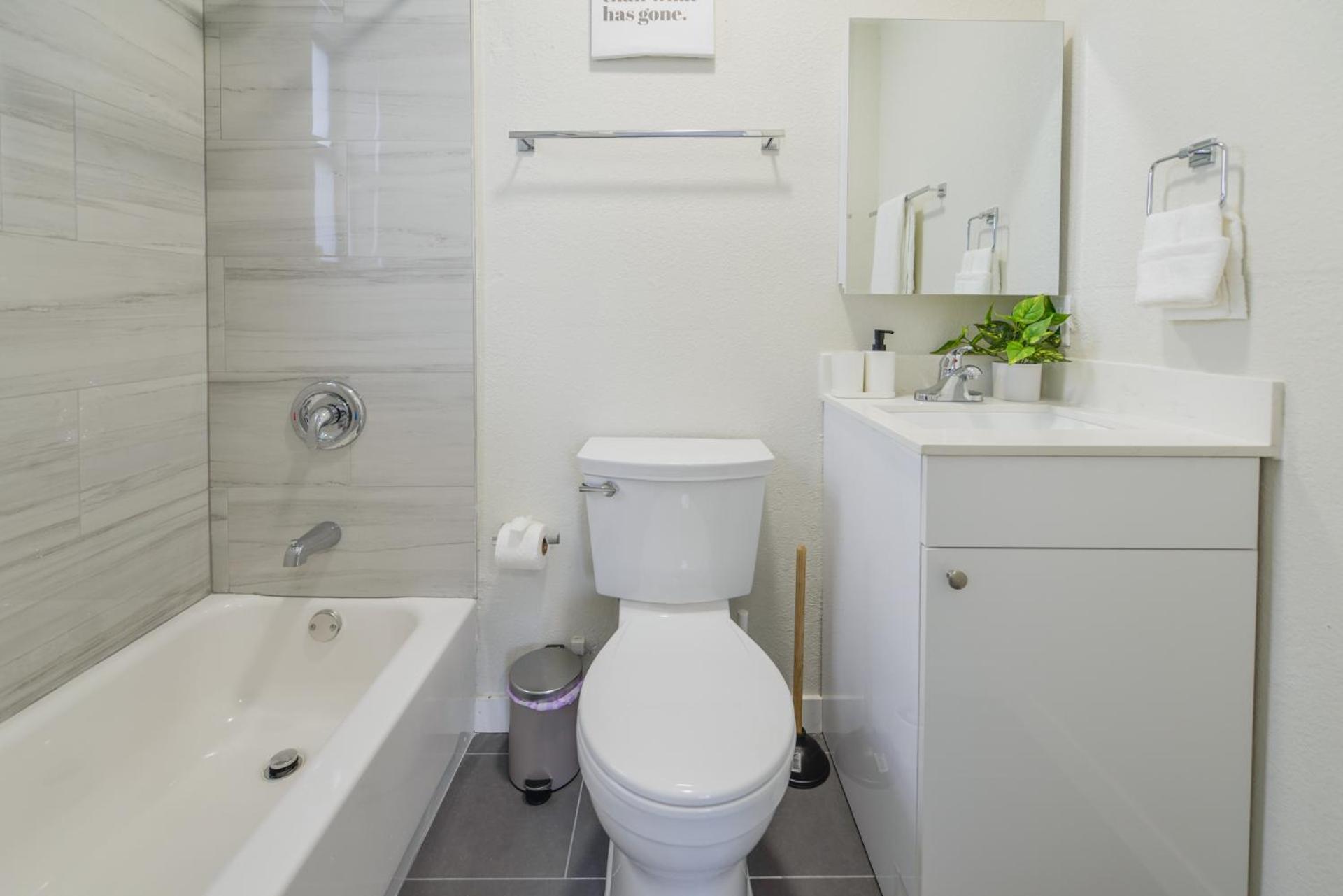 شقة Comfortable Studio Near Calle Ocho In ميامي المظهر الخارجي الصورة